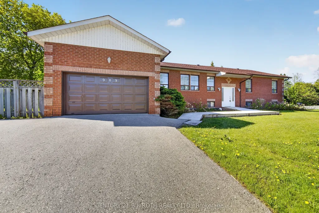 909 Lebanon Drive Innisfil ON L9S 2B9
