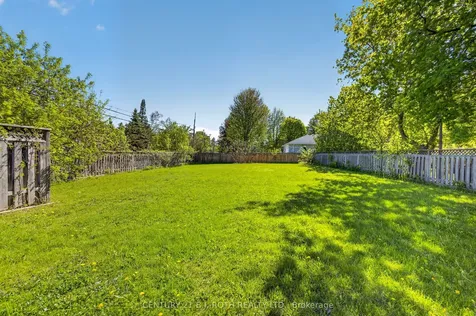 909 Lebanon Drive Innisfil ON L9S 2B9