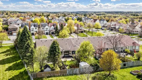 176 Mainprize Crescent East Gwillimbury ON L0G 1M0