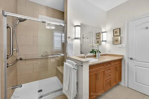 133 Ridge Way New Tecumseth ON L9R 0M6