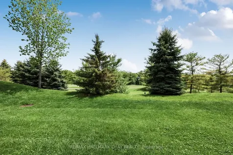 133 Ridge Way New Tecumseth ON L9R 0M6