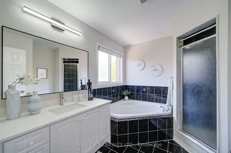 59 Bassett Avenue Richmond Hill ON L4B 4J9