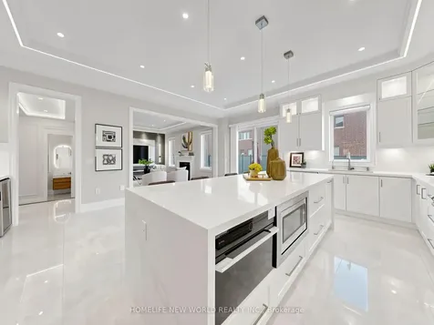 72 Crofting Crescent Markham ON L6E 0W1