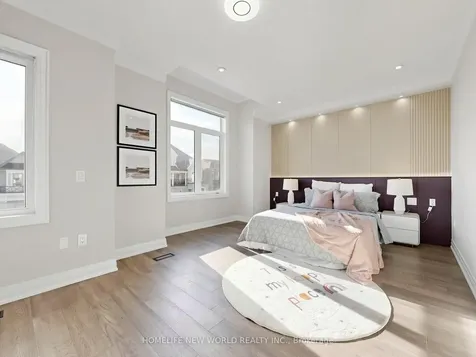 72 Crofting Crescent Markham ON L6E 0W1