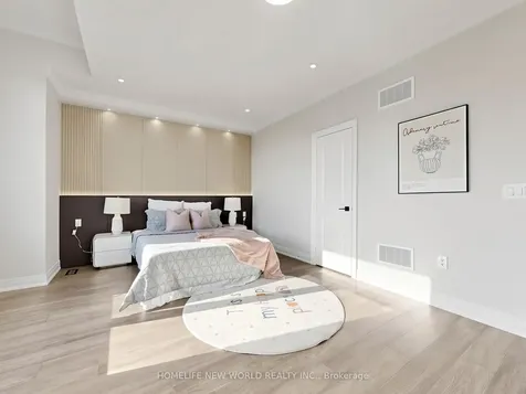 72 Crofting Crescent Markham ON L6E 0W1
