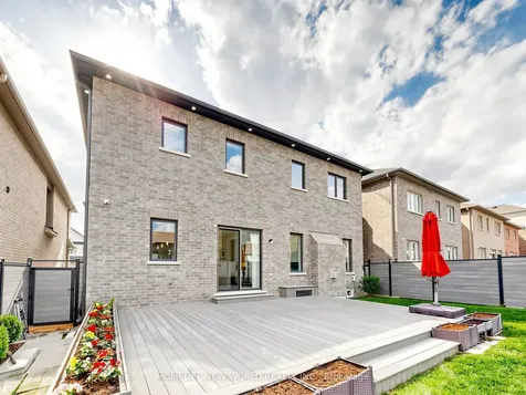 72 Crofting Crescent Markham ON L6E 0W1