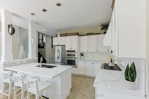 132 Alpaca Drive Richmond Hill ON L4E 0R2