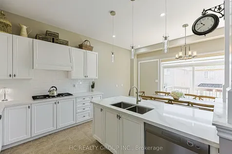 132 Alpaca Drive Richmond Hill ON L4E 0R2
