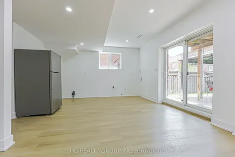 132 Alpaca Drive Richmond Hill ON L4E 0R2