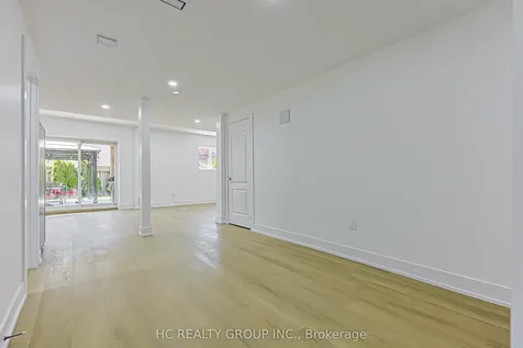 132 Alpaca Drive Richmond Hill ON L4E 0R2