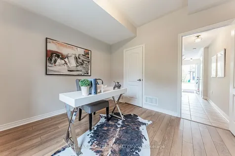15 Old Colony Road Richmond Hill ON L4E 4L5