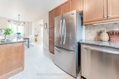 15 Old Colony Road Richmond Hill ON L4E 4L5
