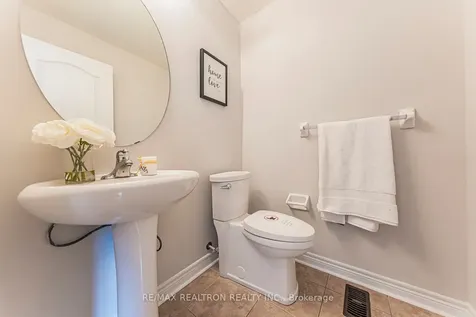 15 Old Colony Road Richmond Hill ON L4E 4L5