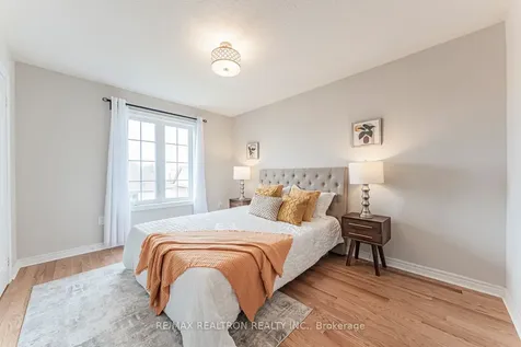 15 Old Colony Road Richmond Hill ON L4E 4L5