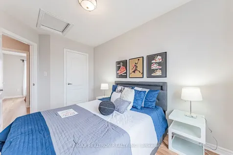 15 Old Colony Road Richmond Hill ON L4E 4L5