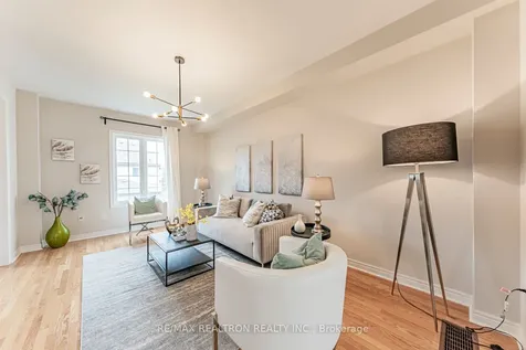 15 Old Colony Road Richmond Hill ON L4E 4L5