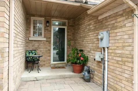 180 Blue Willow Drive Vaughan ON L4L 9C9