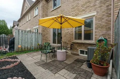 180 Blue Willow Drive Vaughan ON L4L 9C9
