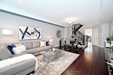 13 Beehive Lane Markham ON L6E 0K6