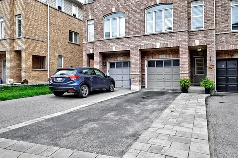 13 Beehive Lane Markham ON L6E 0K6