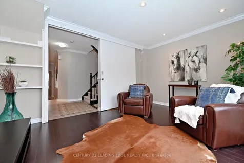 13 Beehive Lane Markham ON L6E 0K6