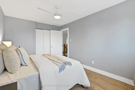 272 Plymouth Trail Newmarket ON L3Y 6G7