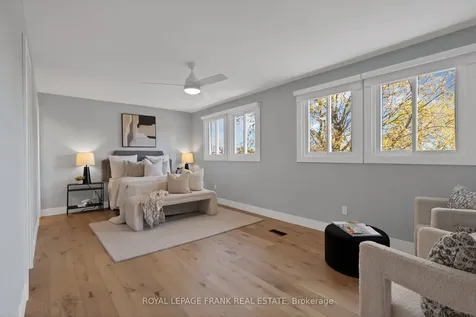 272 Plymouth Trail Newmarket ON L3Y 6G7