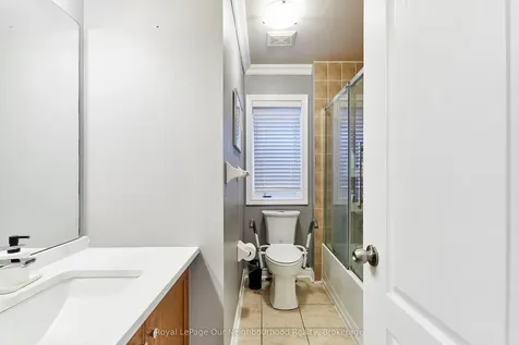 43 Isabella Garden Lane Whitchurch-stouffville ON L4A 0L4