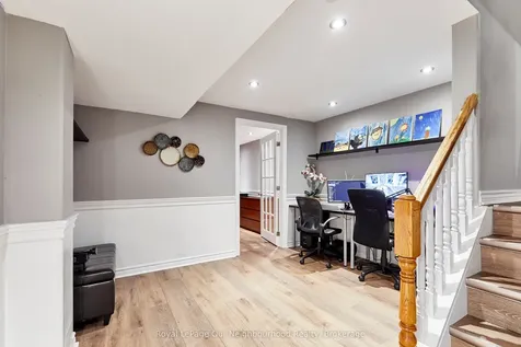 43 Isabella Garden Lane Whitchurch-stouffville ON L4A 0L4