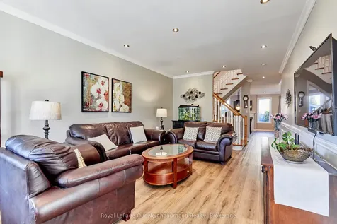 43 Isabella Garden Lane Whitchurch-stouffville ON L4A 0L4