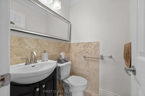 24 Brookland Avenue Aurora ON L4G 3Y4