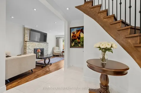 24 Brookland Avenue Aurora ON L4G 3Y4