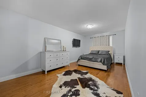 24 Brookland Avenue Aurora ON L4G 3Y4