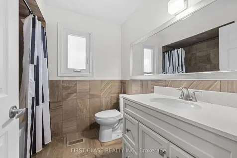 24 Brookland Avenue Aurora ON L4G 3Y4