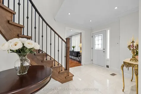 24 Brookland Avenue Aurora ON L4G 3Y4