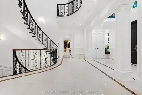 20 Hammok Crescent Markham ON L3T 2W9