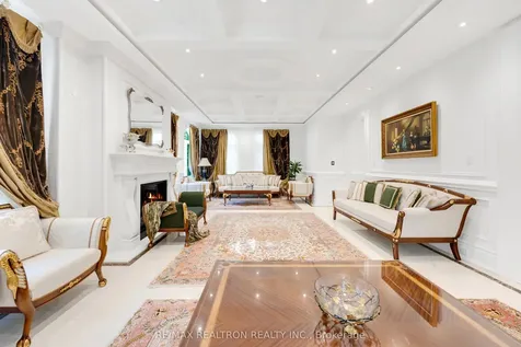 20 Hammok Crescent Markham ON L3T 2W9
