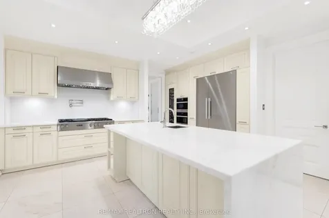 20 Hammok Crescent Markham ON L3T 2W9