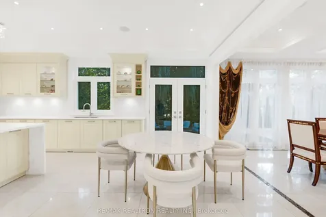 20 Hammok Crescent Markham ON L3T 2W9
