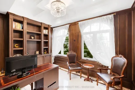 20 Hammok Crescent Markham ON L3T 2W9