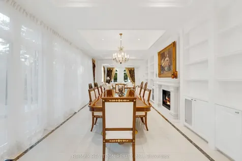 20 Hammok Crescent Markham ON L3T 2W9