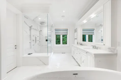 20 Hammok Crescent Markham ON L3T 2W9