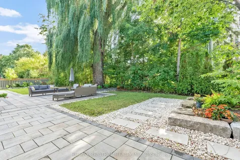 20 Hammok Crescent Markham ON L3T 2W9