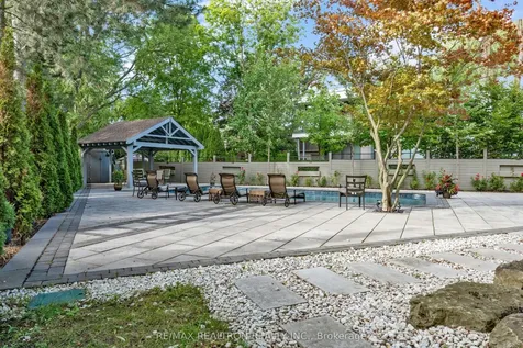 20 Hammok Crescent Markham ON L3T 2W9