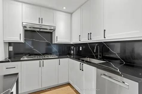 459 Sandford Street Newmarket ON L3Y 4S8