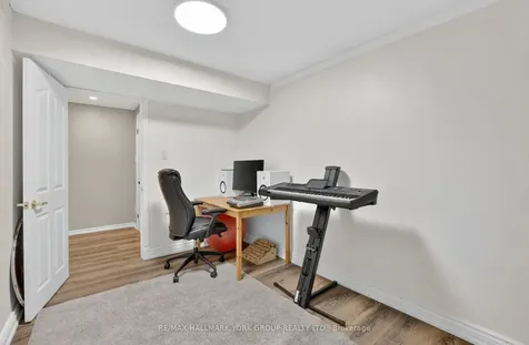 459 Sandford Street Newmarket ON L3Y 4S8