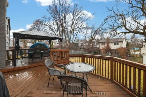 459 Sandford Street Newmarket ON L3Y 4S8