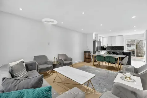 459 Sandford Street Newmarket ON L3Y 4S8