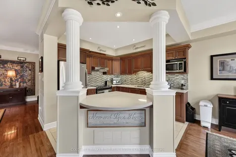 428 Terry Carter Crescent Newmarket ON L3Y 9G1