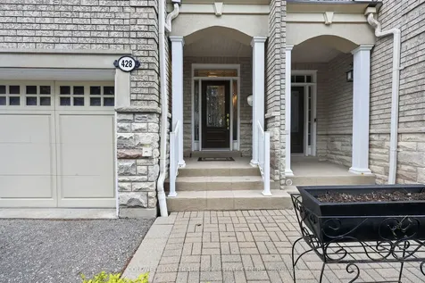 428 Terry Carter Crescent Newmarket ON L3Y 9G1